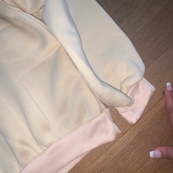 Sweatshirt - Picture 3 of 3